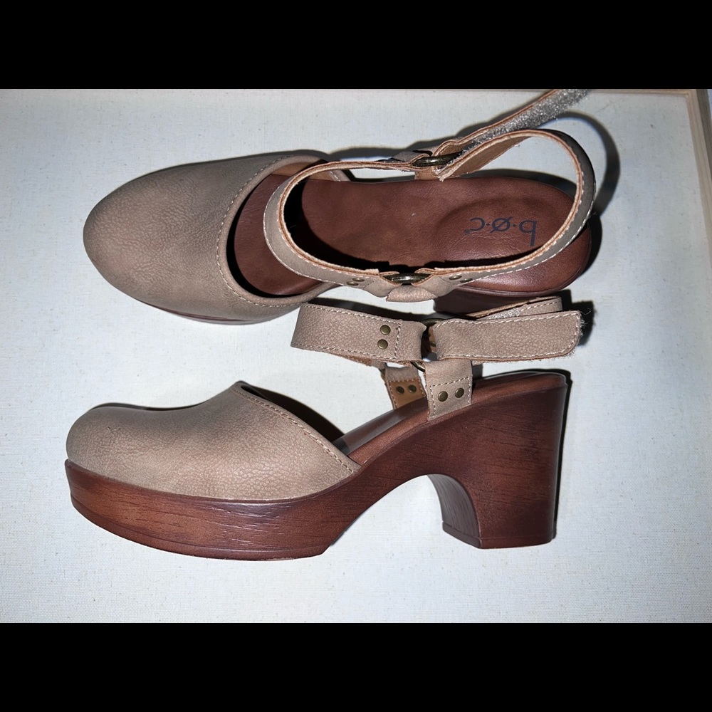 P.O.C chunky heeled clog